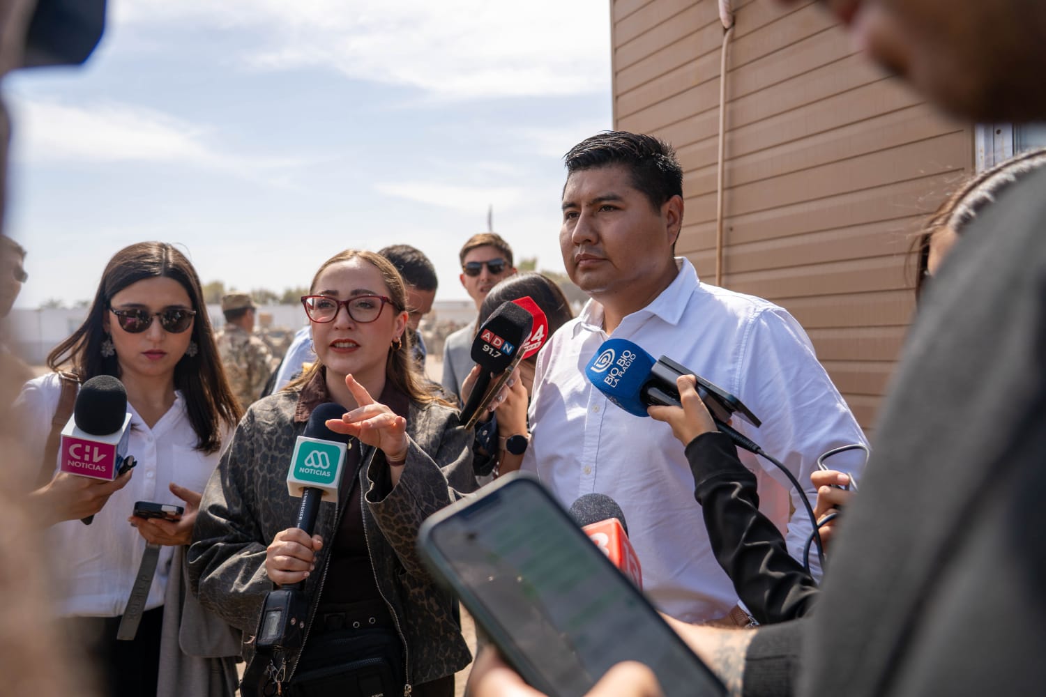 Gobernador Diego Paco por inicio de trabajos en la frontera.jpeg